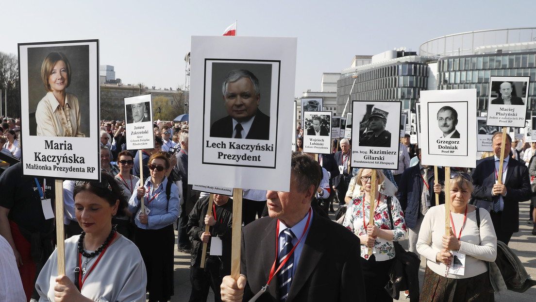 Polonia acusa a controladores de tráfico aéreo rusos de estrellar deliberadamente el avión del presidente en 2010 y busca su arresto