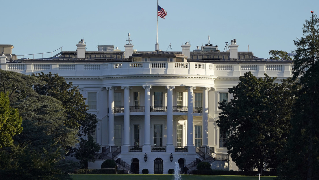 Reportan que agentes federales interceptaron un paquete con veneno dirigido a Donald Trump