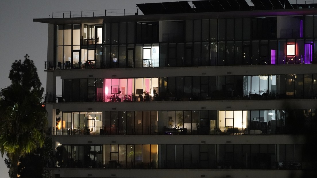 Grababa un video para TikTok y capta un terremoto de magnitud 4,5 en California