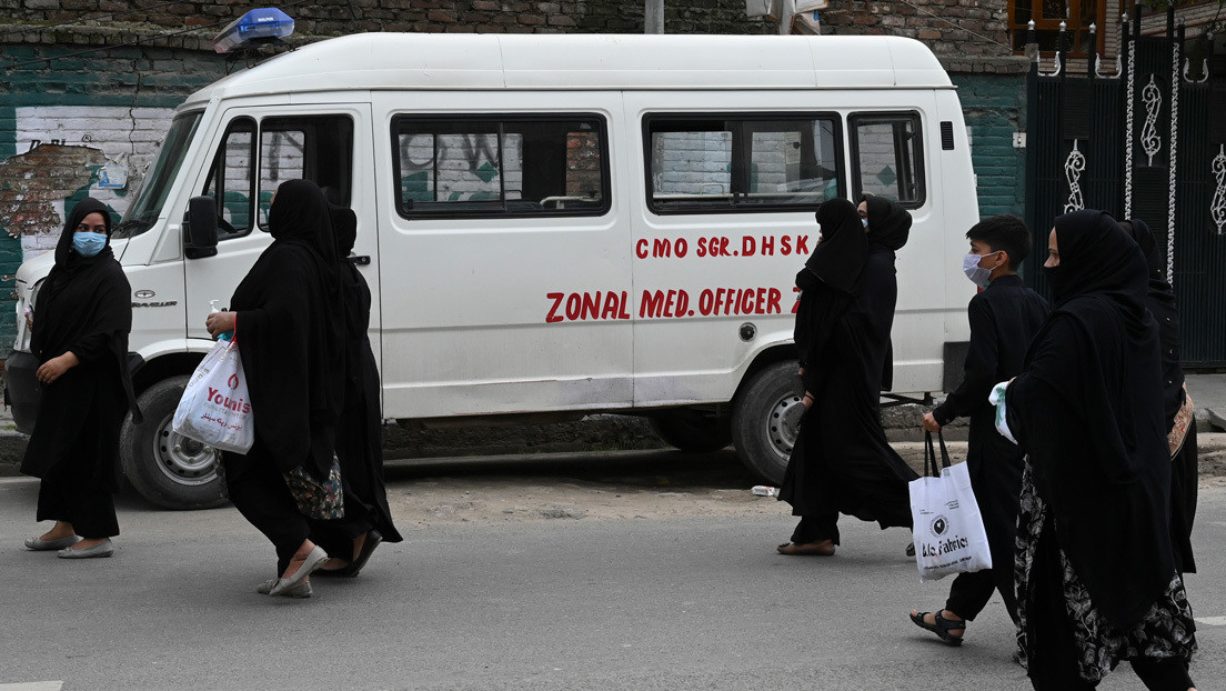 Un hombre indio le abre el vientre a su esposa embarazada para comprobar el sexo del feto