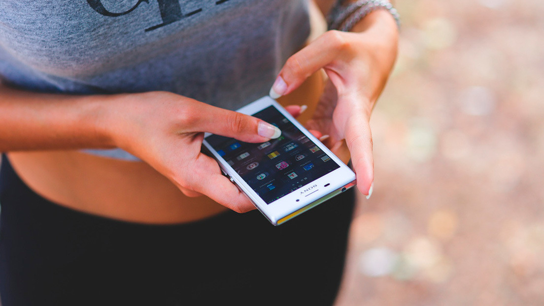 Una joven colombiana se hace pasar por una niña de 10 años y graba por días conversaciones con una cuenta pedófila en TikTok