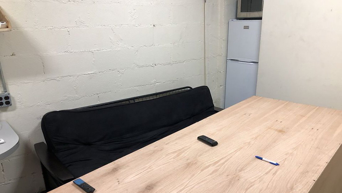 Autoridades del metro de Nueva York encuentran una "sala de entretenimiento no autorizada" debajo de una icónica estación de Manhattan