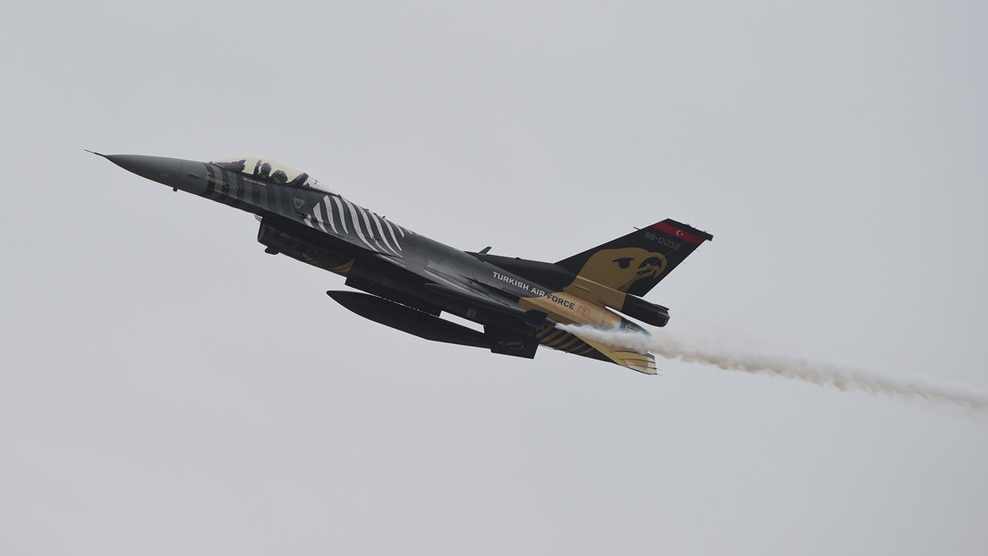 Presidente de Armenia: Turquía apoya a Azerbaiyán con cazas F-16 en Nagorno Karabaj