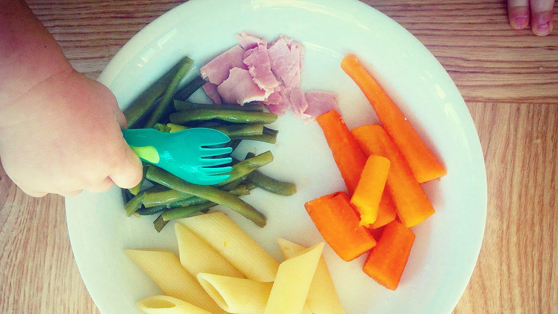 Una pareja provoca daño cerebral a su hija sometiéndola a una dieta vegana y es condenada a 12 meses de trabajo comunitario