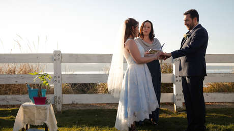 Su exmarido anuncia que se casa y solo entonces ella descubrió su infidelidad