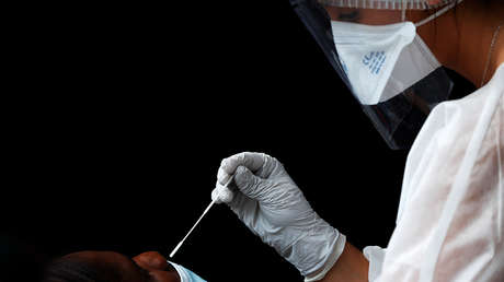 Estudio sugiere que las pruebas de covid-19 pueden detectar células de virus muertas y dar falsos positivos