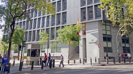 Espías pagados con dinero público para interceptar documentos sensibles: la sombra del 'caso Kitchen' se cierne sobre el Partido Popular en España