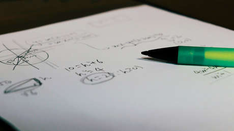 VIDEO: Un profesor comparte un brillante y sencillo truco matemático y recibe millones de reproducciones en TikTok