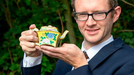 Encuentra en su garaje una 'tetera' que es una antigüedad de China y valdría hasta 130.000 dólares