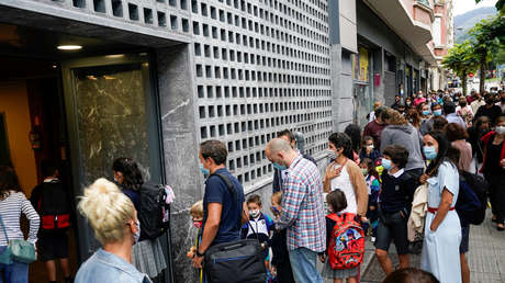 España suma más de 12.000 nuevos casos de coronavirus en la última jornada y alcanza el récord de contagios desde el inicio de la pandemia