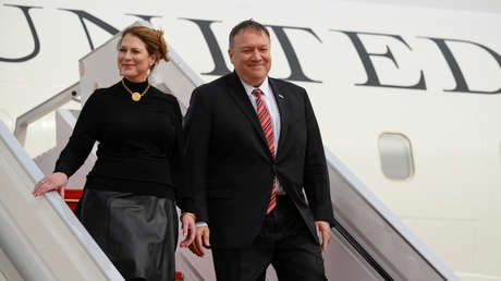 Сorreos electrónicos revelan que la esposa de Pompeo pidió ayuda al personal del Departamento de Estado para asuntos personales