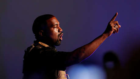 Kanye West usa una imagen de Putin practicando judo en un mensaje críptico contra la industria musical