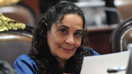 VIDEO: Una diputada de la Ciudad de México usa una fotografía para simular su presencia en una asamblea virtual del Congreso local