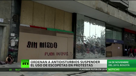 Ordenan a antidisturbios no usar escopetas contra las protestas en Colombia