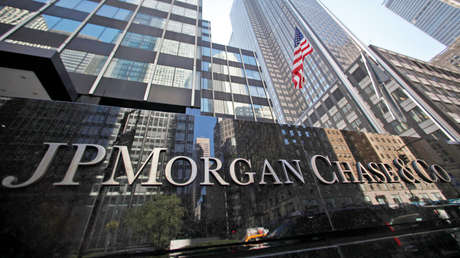 ¿Por qué no conocemos los rostros, vida y obra de los banqueros que lavan dinero del crimen trasnacional?