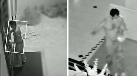 Graban a un hombre vandalizando una iglesia y prendiéndole fuego (VIDEO)