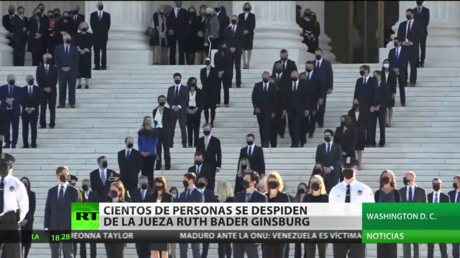 Cientos de personas se despiden de la jueza estadounidense Ruth Bader Ginsburg