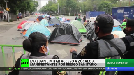 Autoridades de México evalúan limitar acceso al Zócalo a manifestantes por riesgo sanitario