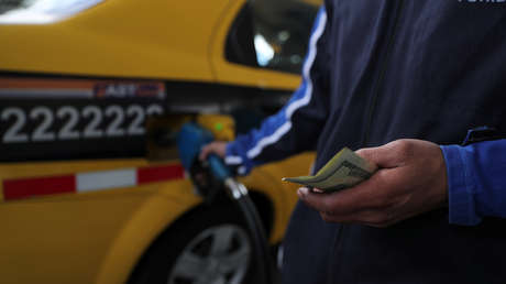 Lenín Moreno pone fin a la exclusividad estatal para las importaciones de combustible y las autoriza al sector privado