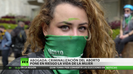Experta: La criminalización del aborto "genera complicaciones" para la salud de mujeres y niñas