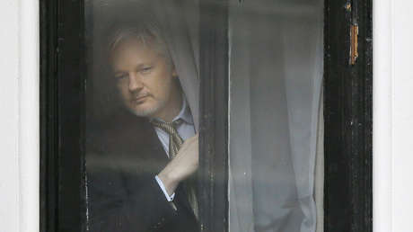 Testigos anónimos revelan que agentes de inteligencia de EE.UU. consideraron secuestrar o envenenar a Julian Assange