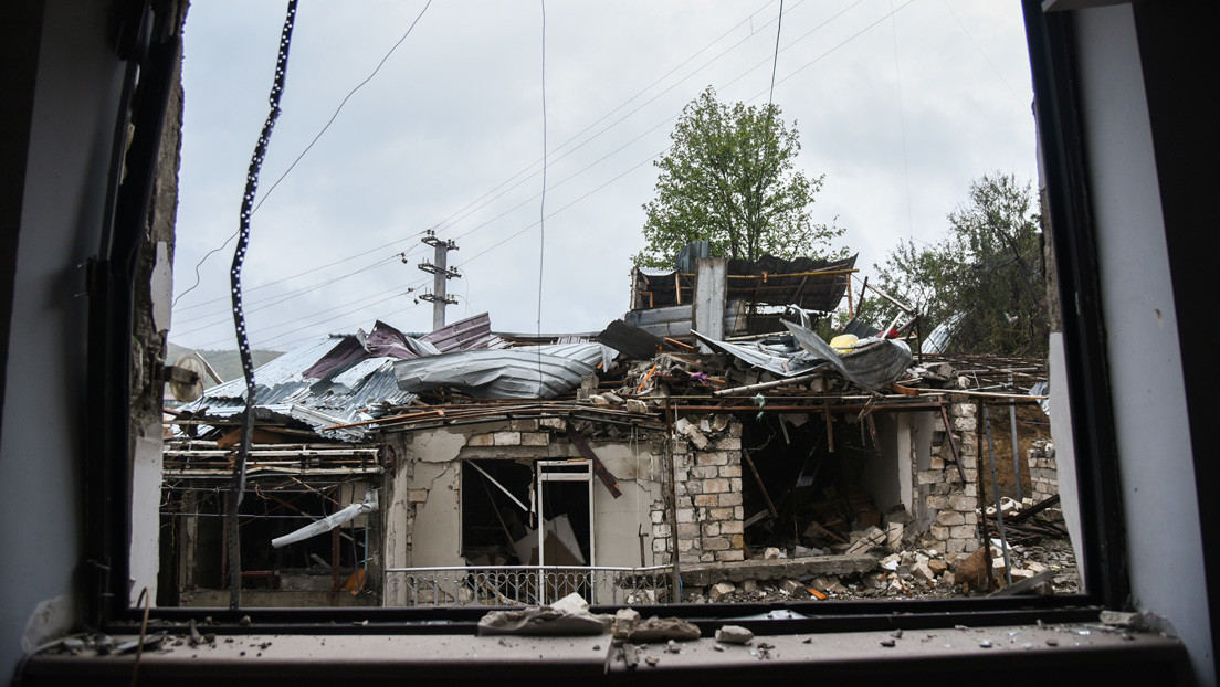 El presidente armenio espera que los esfuerzos de Rusia permitan detener el derramamiento de sangre en Nagorno Karabaj en los próximos días