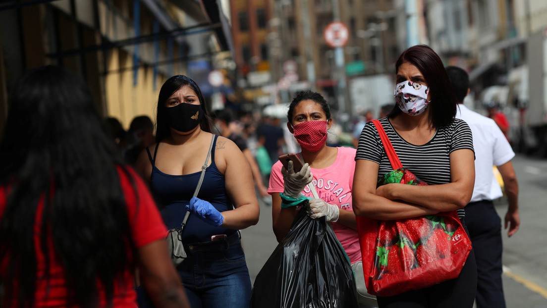 La OMS reporta un aumento diario récord de casos de coronavirus a nivel mundial tras registrarse más de 338.000 contagios