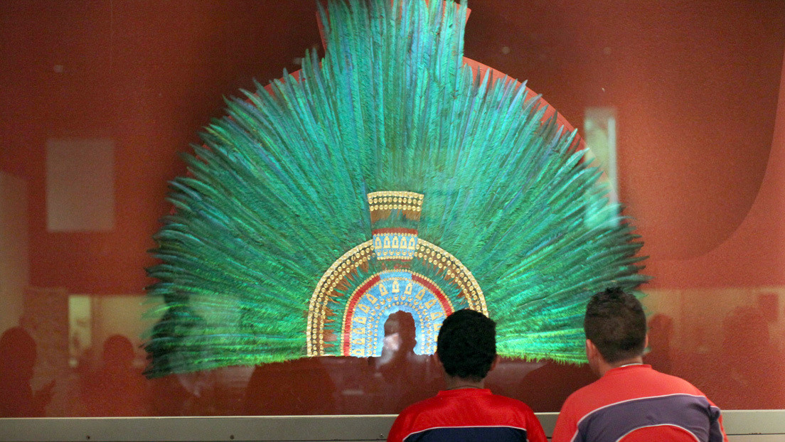 López Obrador pide prestado al Gobierno de Austria el penacho del emperador azteca Moctezuma