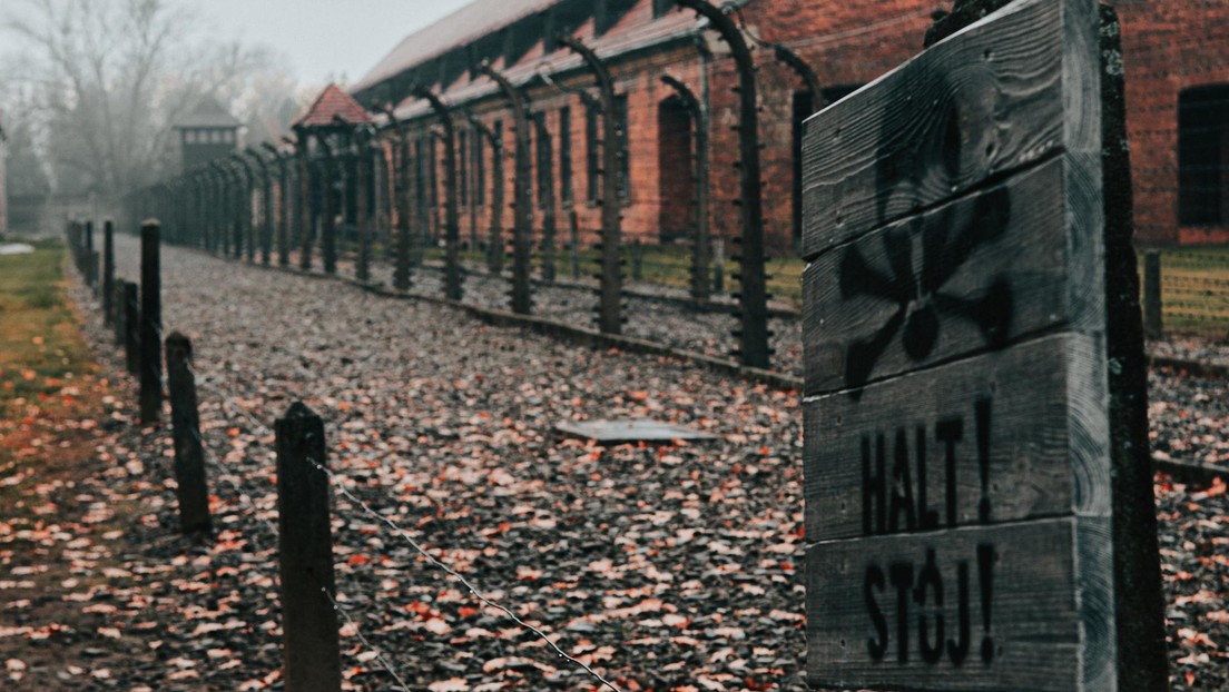 Facebook prohíbe el contenido que niegue el Holocausto