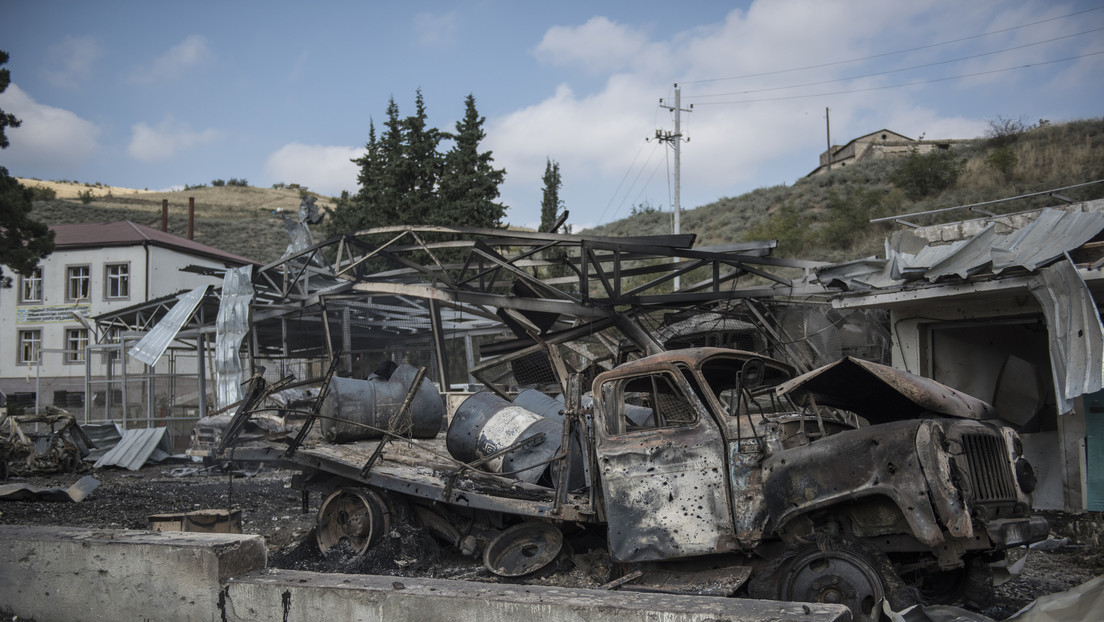 Líderes de Armenia y Azerbaiyán están dispuestos a desplazarse a Moscú para participar en conversaciones sobre el conflicto en Nagorno Karabaj