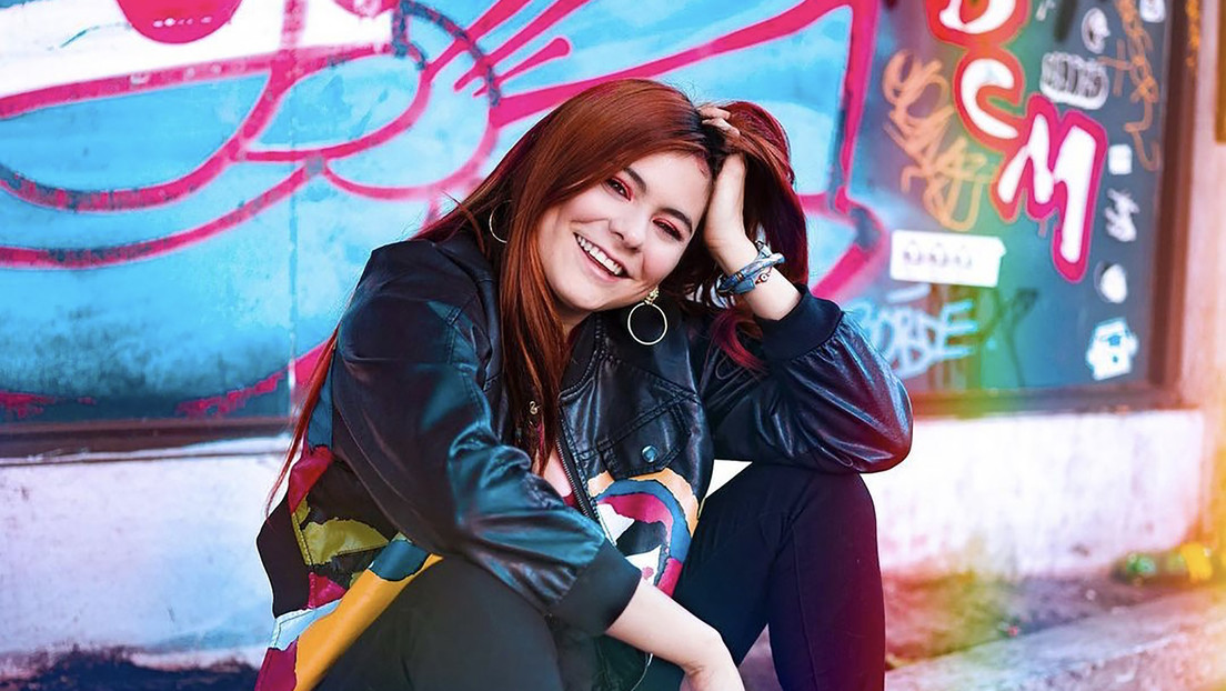 "Me bajé sin pantalones":  Youtuber mexicana experimenta el potente terremoto de 6,9 en Grecia