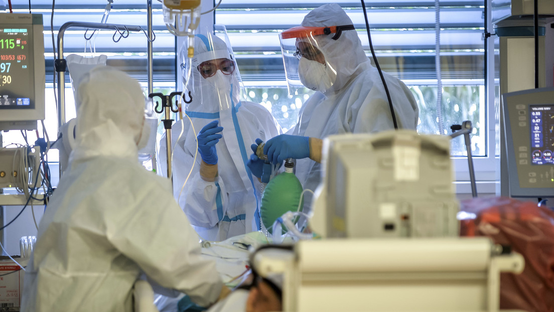 Italia registra un nuevo récord de casos de covid-19, con 31.758 en la última jornada