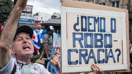 ¿Qué pasa en Costa Rica, el país conocido como la 'Suiza centroamericana'?