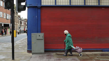 Científicos británicos advierten de varios síntomas adicionales del covid-19