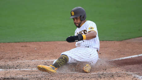 VIDEO: Apuñalan a una estrella de béisbol frente a un club de striptease