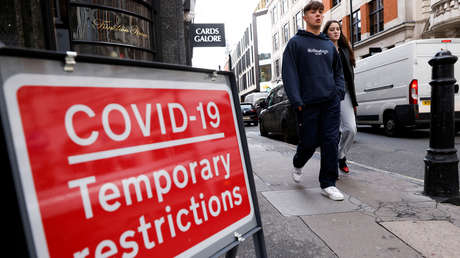 Científicos y organizaciones de salud rechazan la iniciativa que promueve la inmunidad de rebaño como estrategia para enfrentar la pandemia