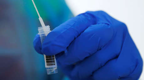 Una mujer con traqueotomía es sometida a la prueba del covid-19 y termina con un hisopo en un pulmón