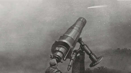 La Tierra atraviesa la corriente de escombros que dejó el cometa Halley en 1986 (y trae un espectáculo cósmico)