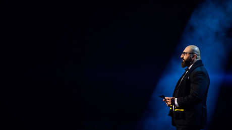 Un refugiado afgano considerado 'sueco del año' usó un seudónimo para escribir mensajes homófobos y antisemitas