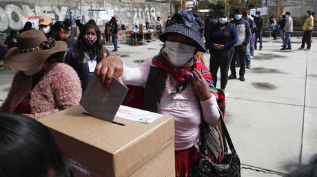 Añez celebra la "fiesta pacífica y democrática" de las elecciones presidenciales de Bolivia