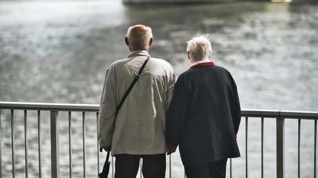 VIDEO: Una pareja casada hace 60 años se reúne tras 215 días debido a las restricciones por la pandemia