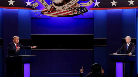 Trump asegura que es "la persona menos racista de la sala", se compara con Abraham Lincoln y Biden le contesta con un sarcasmo