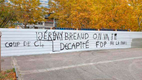El alcalde de una comuna en Francia recibe amenazas de decapitación una semana después del asesinato del profesor en París