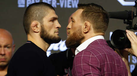 Conor McGregor reacciona tras la victoria de Nurmagomédov ante Gaethje