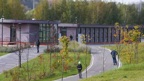 VIDEO: Transforman un antiguo vertedero de Moscú en un parque con pistas para deportes de motor