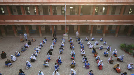 Una explosión en una escuela religiosa en Pakistán deja varios muertos y decenas de heridos