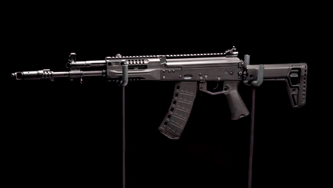 VIDEO: Kaláshnikov presenta su actualización del AK-12 tal como lo quiere el Ejército ruso