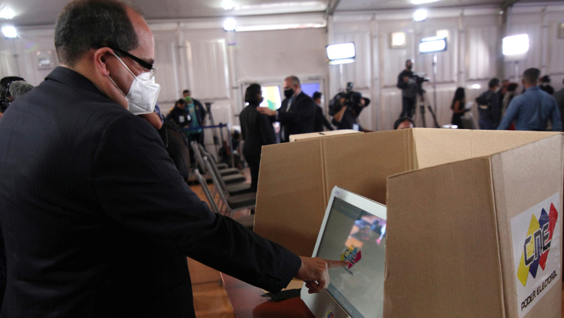 Campañas, simulacro y ambiente electoral: ¿Cómo se prepara Venezuela para las parlamentarias del 6 de diciembre?