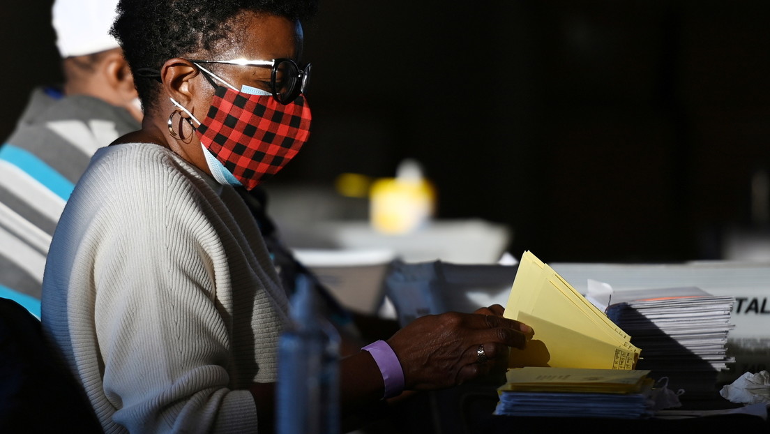 El estado de Georgia realizará un nuevo recuento completo de todas las papeletas electorales