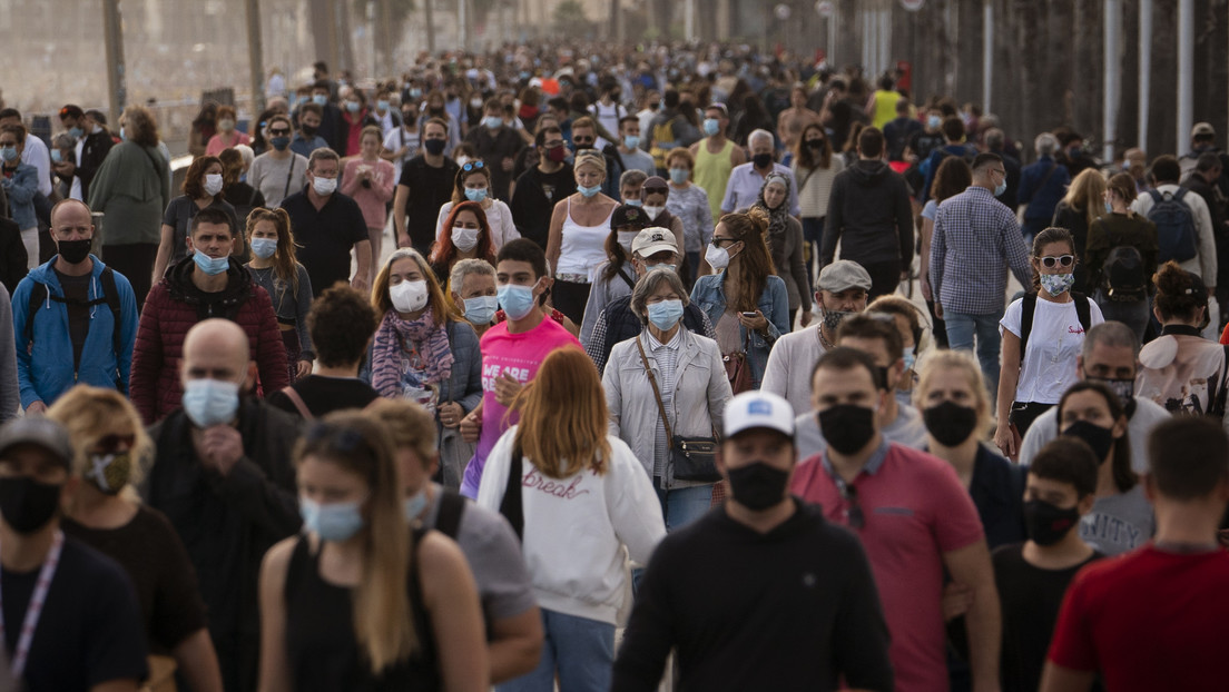 La OMS estima que habrá que vacunar al 70 % de la humanidad para acabar con la pandemia